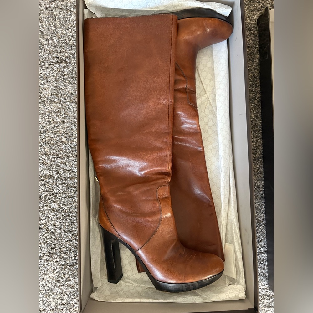 Gucci Chestnut Leather Heeled Boots